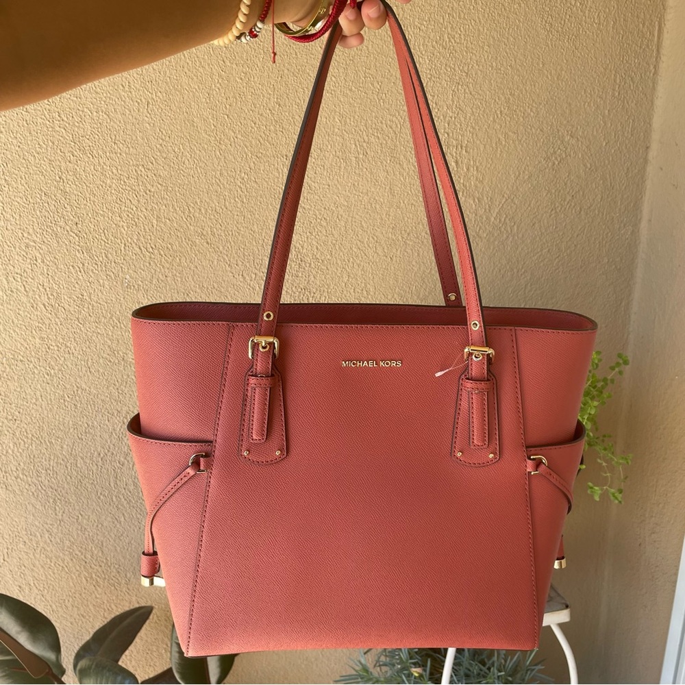 Michael kors tote